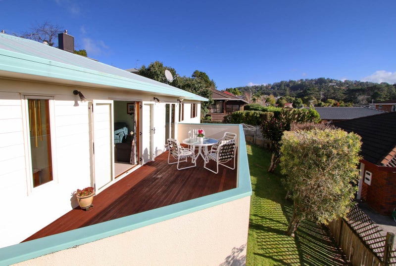 31C Avonleigh Road, Green Bay, Auckland - Carousel 2