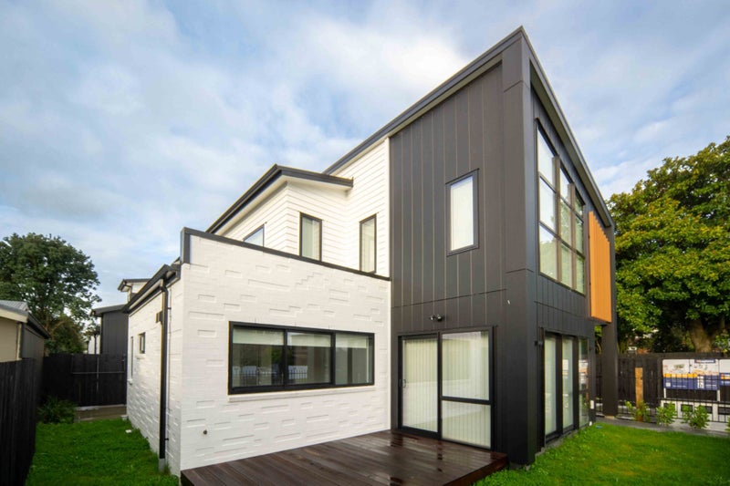 1/11 Comries Road, Chartwell, Hamilton - Carousel 2