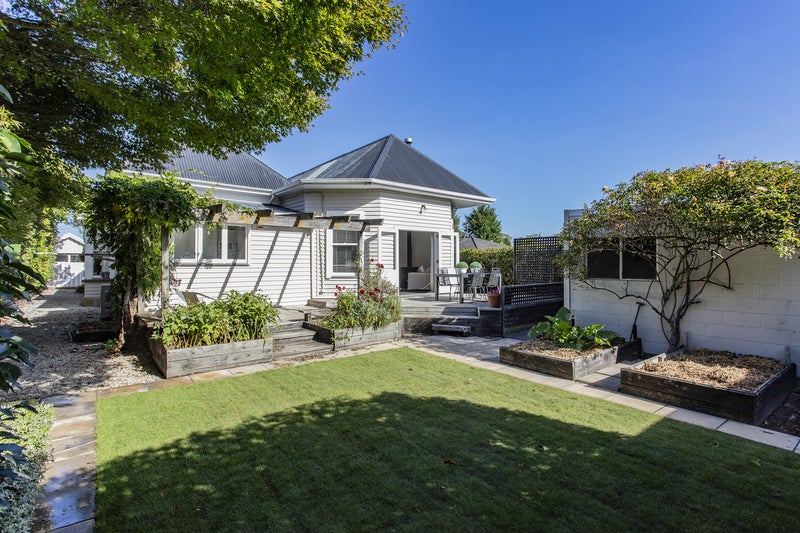 33 Mays Road, St Albans, Christchurch - Carousel 2