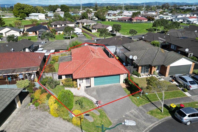 28 Stellata Court, Randwick Park, Auckland - Carousel 1