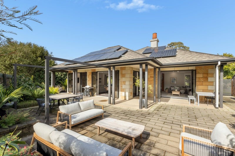 29 Jarrah Park Drive, Pyes Pa, Tauranga - Carousel 2