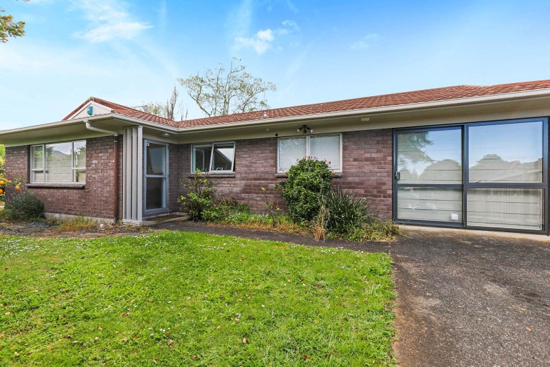 1/27 Brookfield Avenue, Onehunga, Auckland - Carousel 1