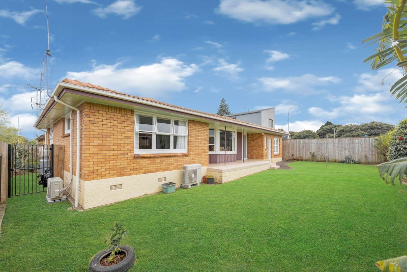 4/32 Wallace Road, Papatoetoe, Auckland - Carousel 1