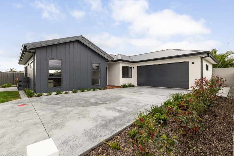 24 George Yee Place, Taradale, Napier - Carousel 26