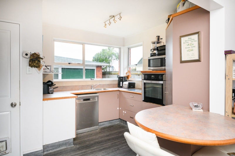 109 Benmore Avenue, Cloverlea, Palmerston North - Carousel 2