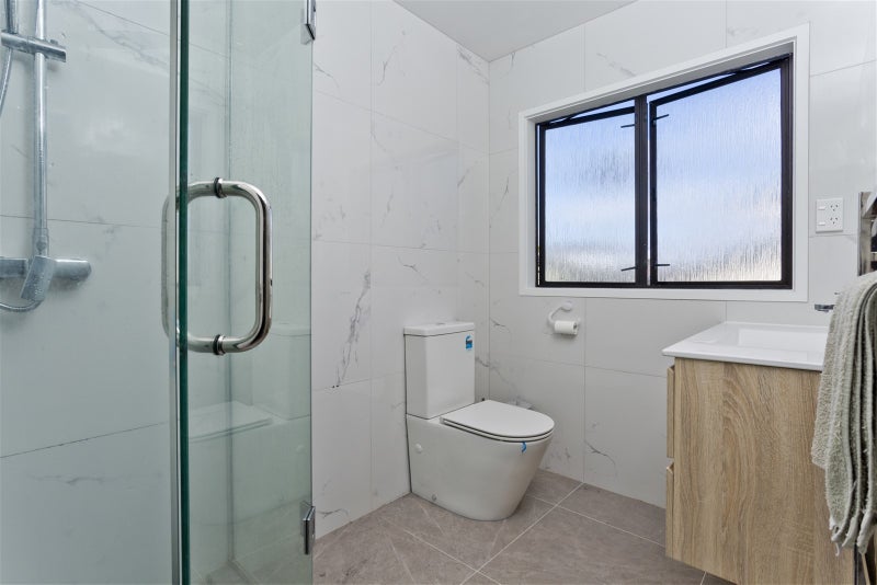 1/1066 Beach Road, Torbay, Auckland - Carousel 17