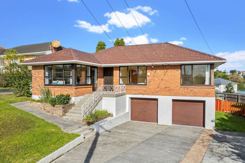 42 Budgen Street, Mount Roskill, Auckland - Carousel 2
