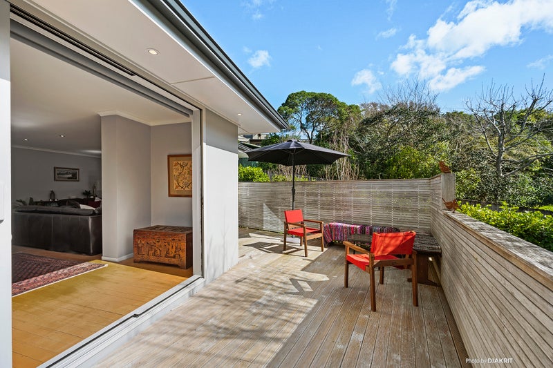 2 Kamla Way, Khandallah, Wellington - Carousel 2