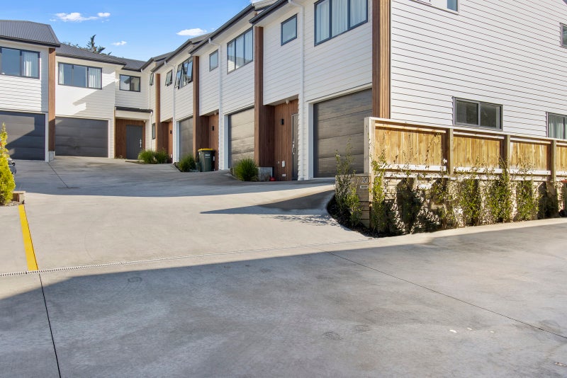 2/20 Hunter Street, Hamilton Lake, Hamilton - Carousel 23