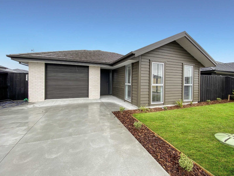 36 Blue Jacket Drive, Halswell, Christchurch - Carousel 1