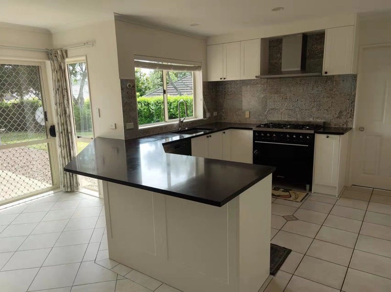 54 Te Wharau Drive, Greenhithe, Auckland - Carousel 2