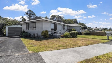 12 Winstone Place, Highlands Park, New Plymouth - Carousel 1