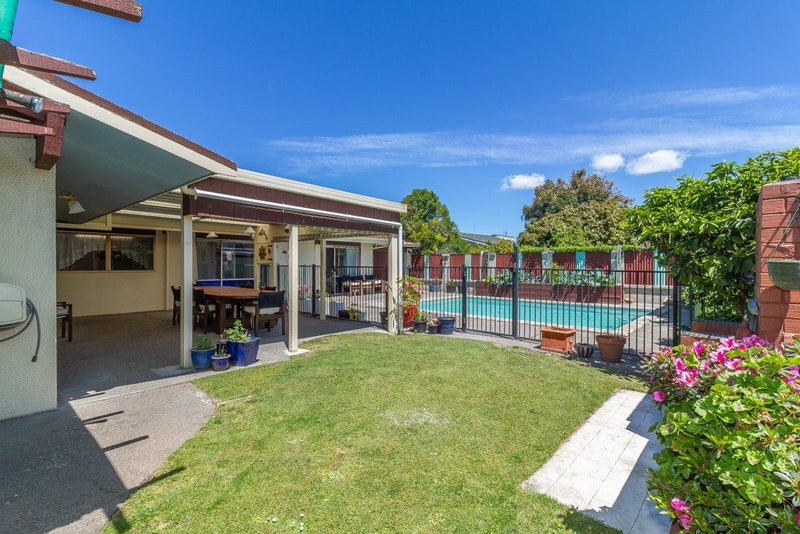 6 Konini Crescent, Pirimai, Napier - Carousel 1