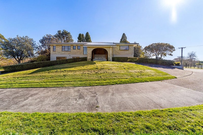 114 Morley Road, Waiuku - Carousel 1