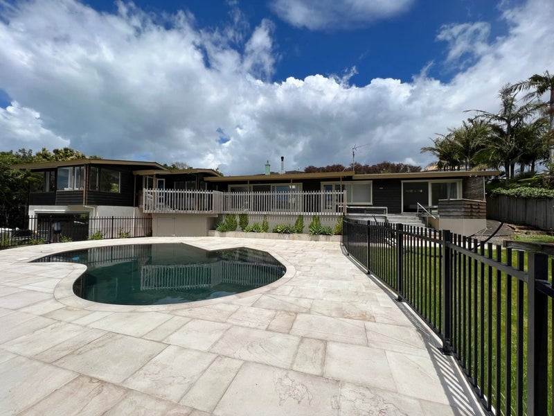 1/95 Braemar Road, Castor Bay, Auckland - Carousel 1