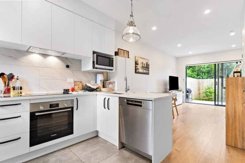 31/241 Don Buck Road, Massey, Auckland - Carousel 1