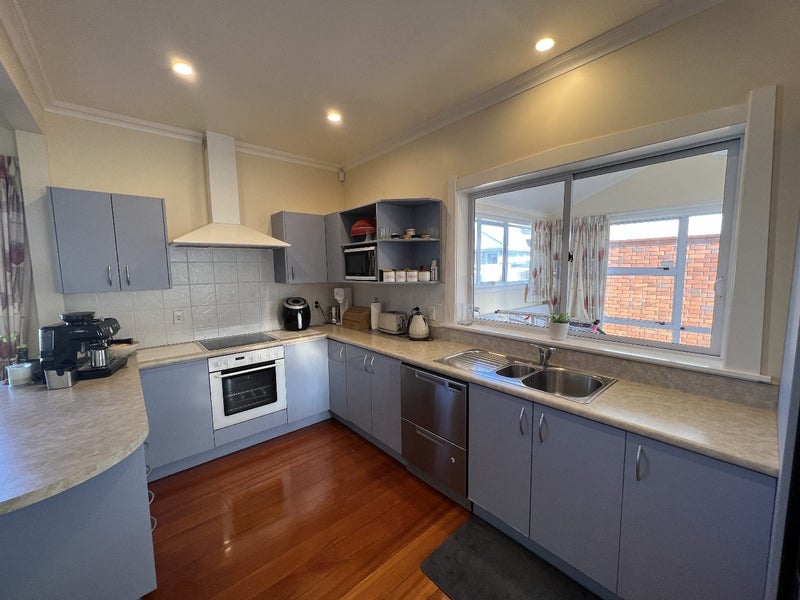 29 Argentine Avenue, Miramar, Wellington - Carousel 2