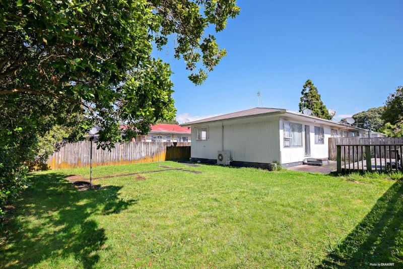 4/41 Miro Street, New Lynn, Auckland - Carousel 1