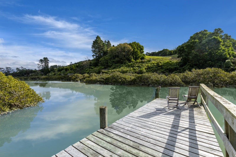 11 Pinestead Reach, Stillwater, Silverdale - Carousel 2