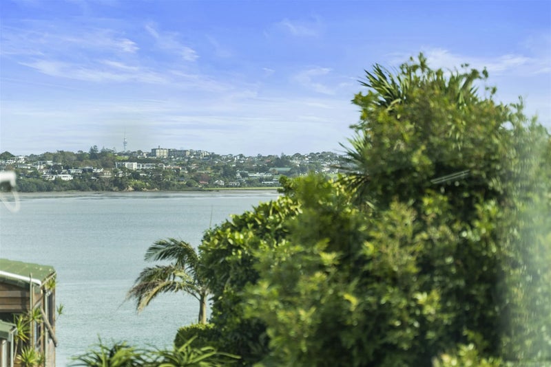 151A Clovelly Road, Bucklands Beach, Auckland - Carousel 2