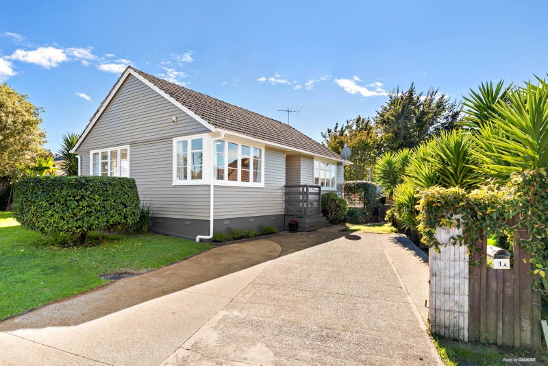 1A Alamein Road, Panmure, Auckland - Carousel 1