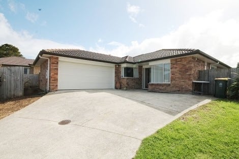 89 Glenveagh Park Drive, Weymouth, Auckland - Carousel 1