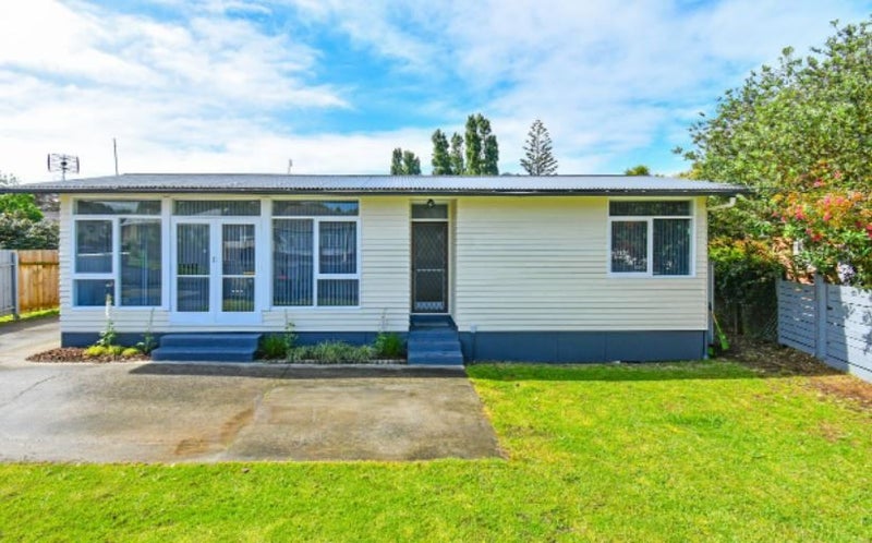 66 Hillside Road, Papatoetoe, Auckland - Carousel 7