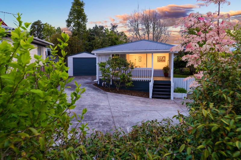 3/99A View Road, Sunnyvale, Auckland - Carousel 2