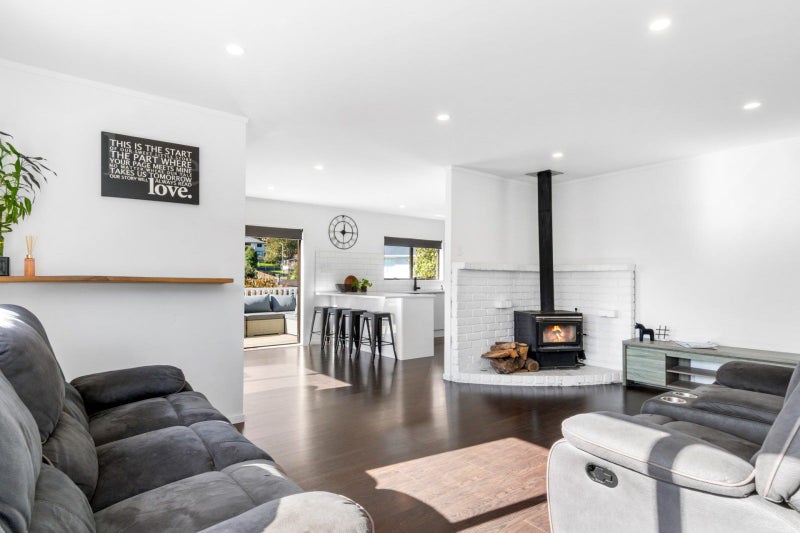 40 Resolution Road, Welcome Bay, Tauranga - Carousel 2