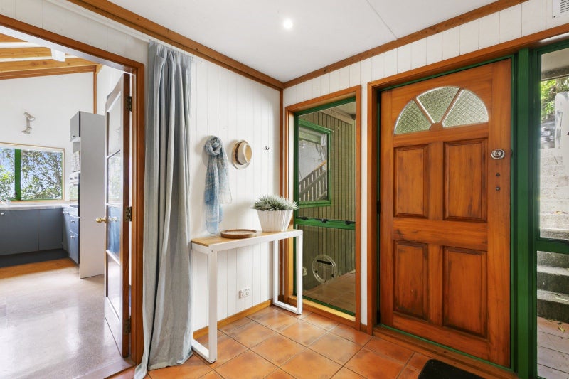 6 Koromiko Road, Aro Valley, Wellington - Carousel 2