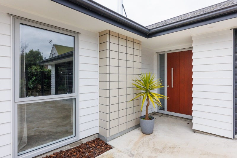 30 Frederick Street, Terrace End, Palmerston North - Carousel 2