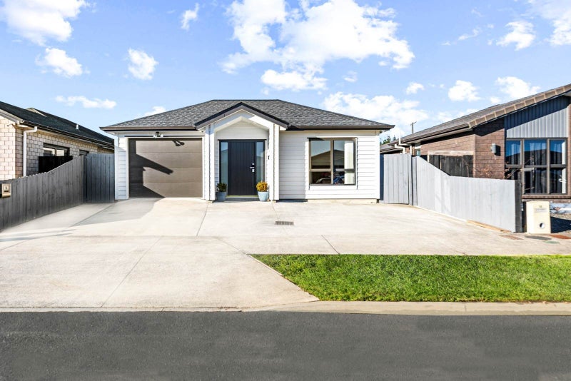 16 Survila Street, Takanini, Auckland - Carousel 1