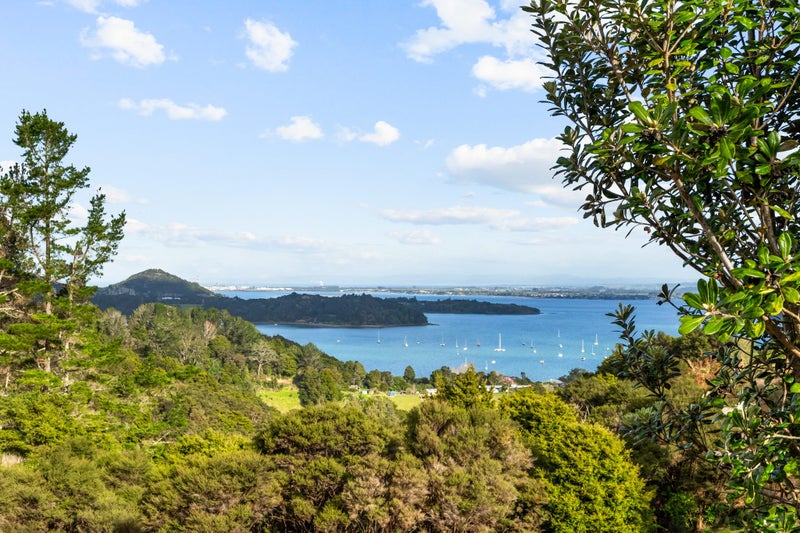 66 Owhiwa Road, Onerahi - Carousel 2