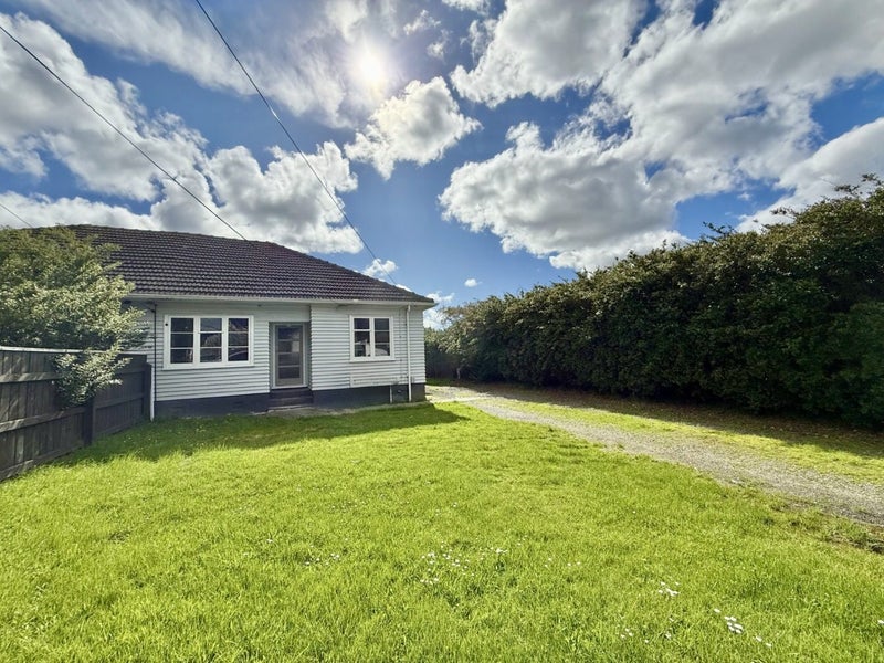 253 Naenae Road, Naenae, Lower Hutt - Carousel 1
