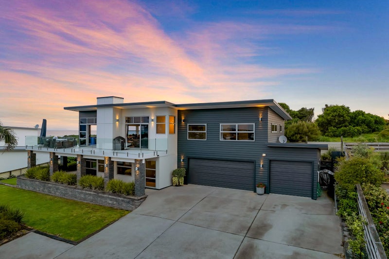 32 Kihi Place, Ruakaka - Carousel 1