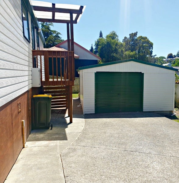 14 Redwing Street, Browns Bay, Auckland - Carousel 10