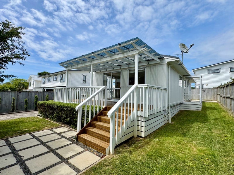 14A Houpara Street, One Tree Hill, Auckland - Carousel 2