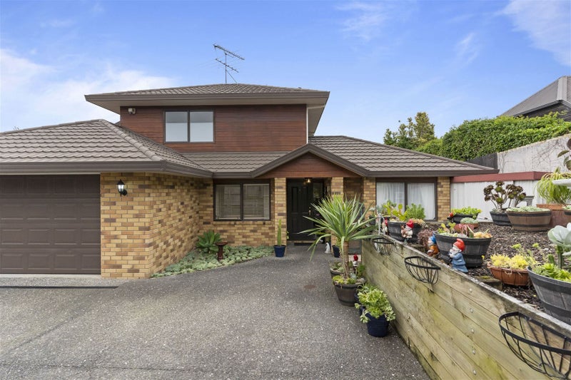 59A Vincent Street, Howick, Auckland - Carousel 1