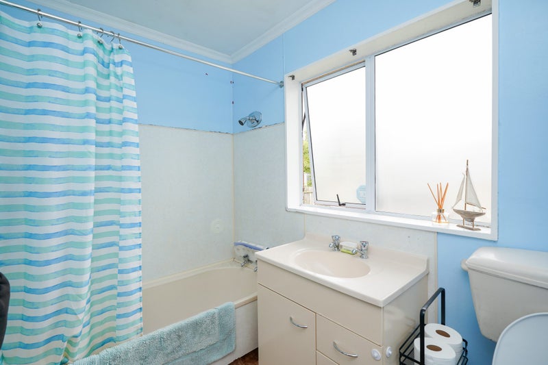 223 Ball Street, Kingswell, Invercargill - Carousel 16