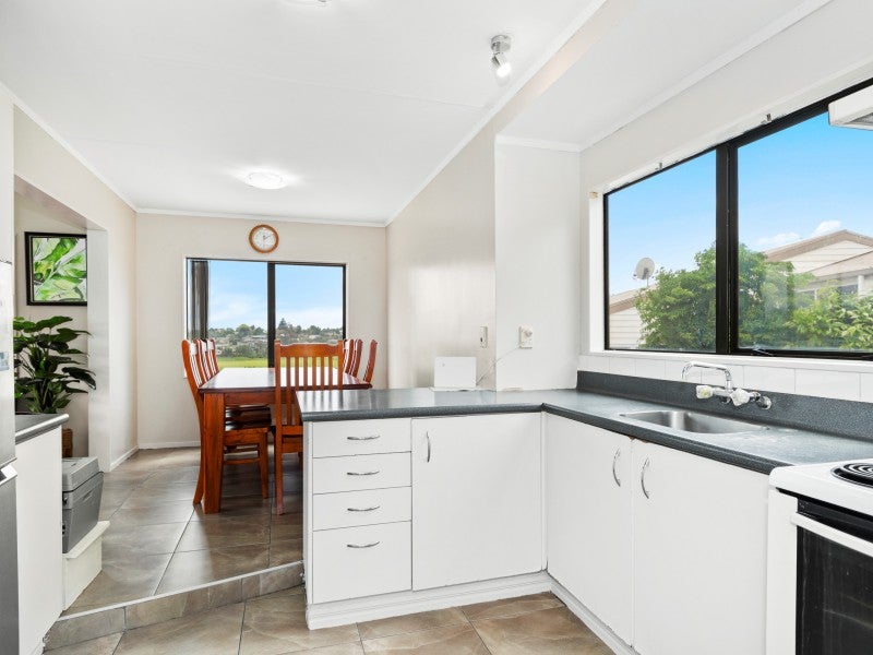 4B Cynthia Place, Bellevue, Tauranga - Carousel 2