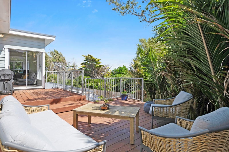 54 Bedford Street, Northland, Wellington - Carousel 2