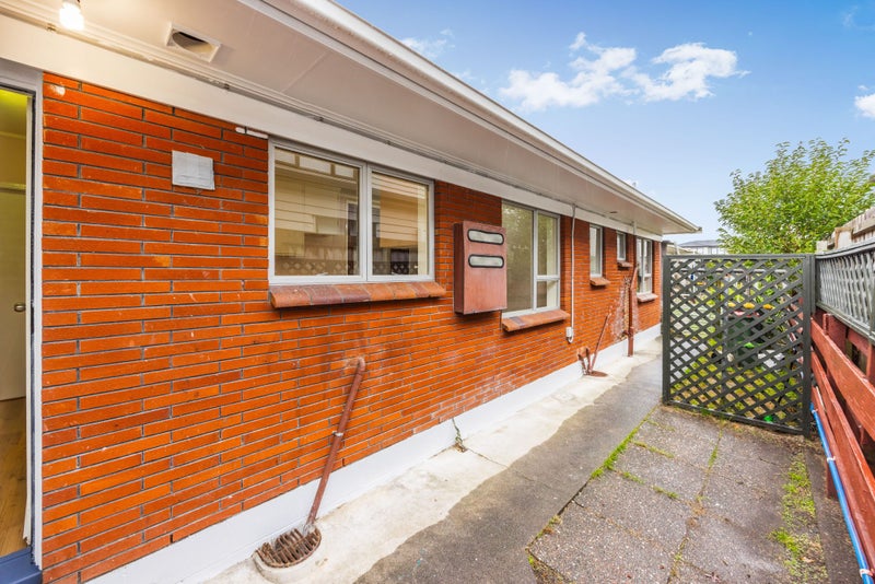 2/34 Landscape Road, Papatoetoe, Auckland - Carousel 11