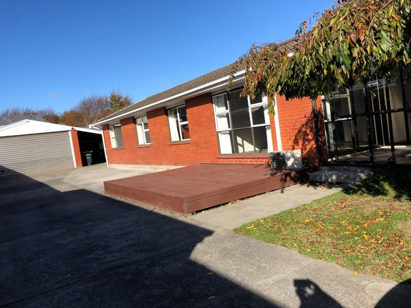 4 Lodge Place, Ilam, Christchurch - Carousel 2