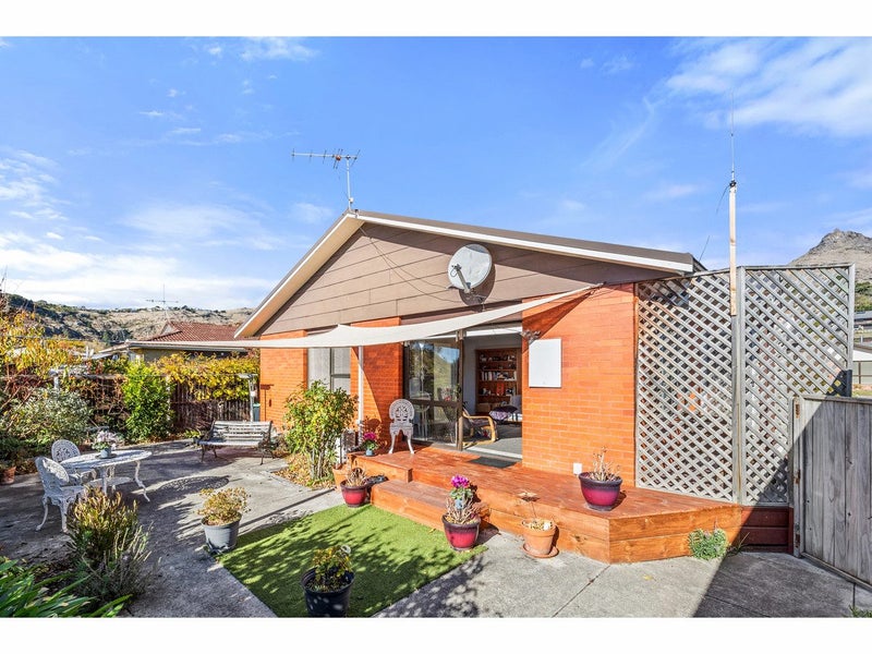 32B Laing Crescent, Heathcote Valley, Christchurch - Carousel 1