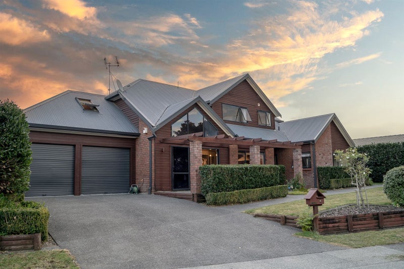 6 Arcus Street, St Andrews, Hamilton - Carousel 1