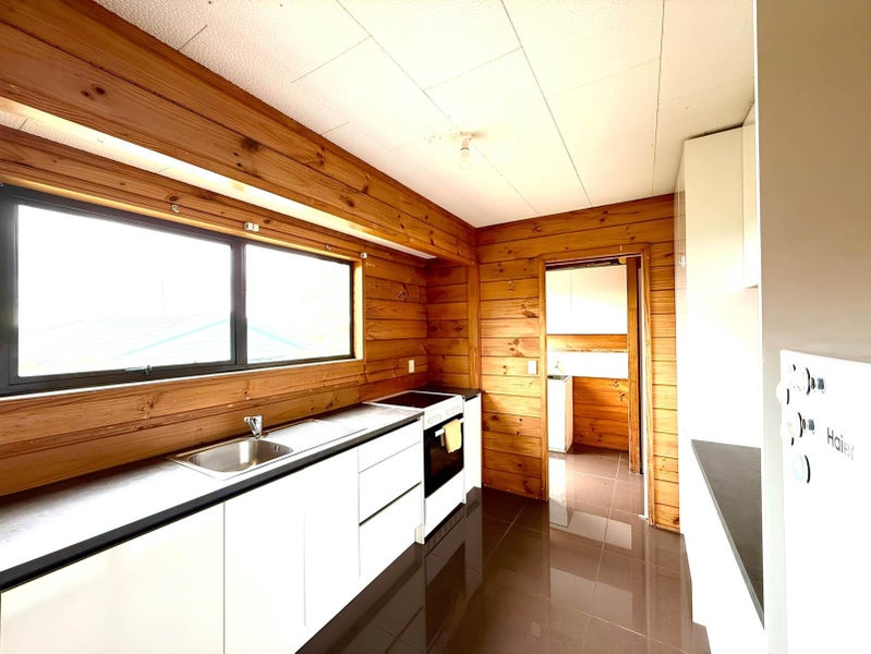 2/114 Manuka Road, Bayview, Auckland - Carousel 2