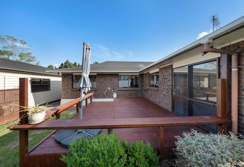 7 Mark Edward Drive, Half Moon Bay, Auckland - Carousel 13