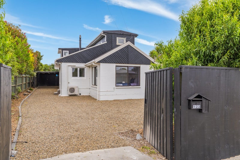 123 Estuary Road, South New Brighton, Christchurch - Carousel 1