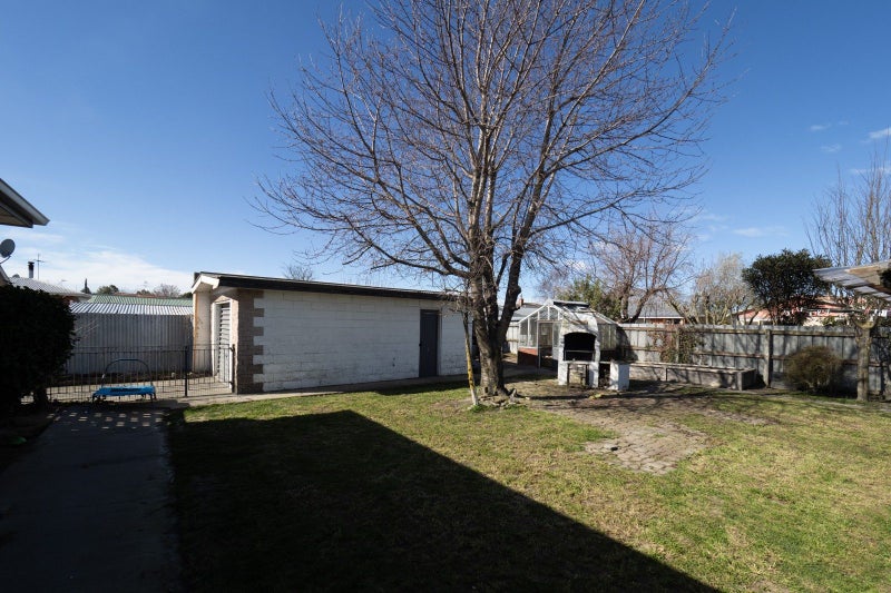 4 Reddecliffe Crescent, Hampstead, Ashburton - Carousel 26