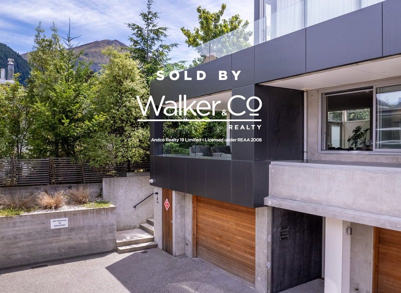 4/15 Melbourne Street, Queenstown, Queenstown - Carousel 1